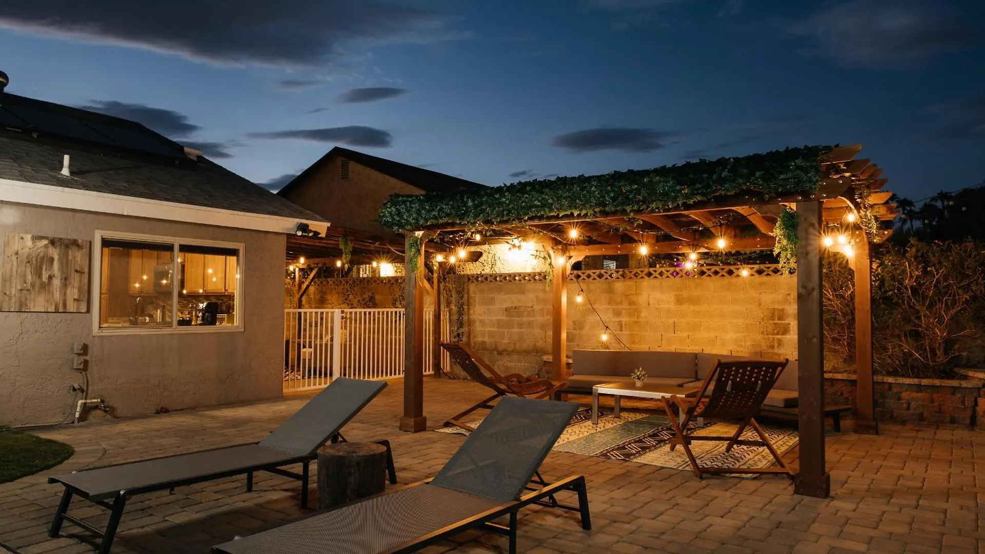 Fabulous Oasis In Las Vegas Near By Strip Βίλα 0*,  Ηνωμένες Πολιτείες της Αμερικής